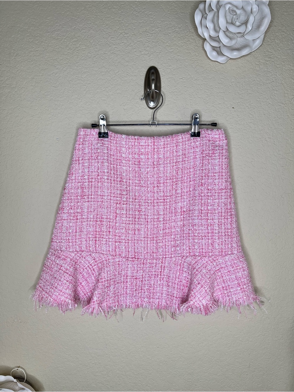 NTM: Francesca’s Chelsea Pink Tweed Flippy Mini Skirt Fringe Hem Size Small